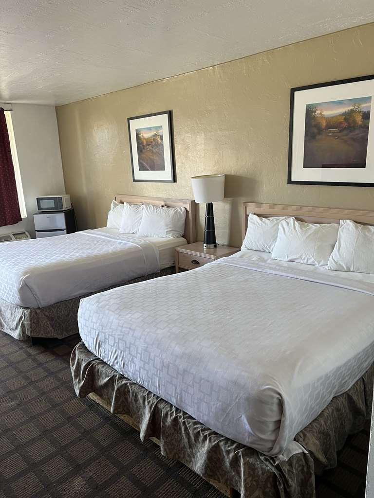 Americas Best Value Inn Wendover Habitación foto